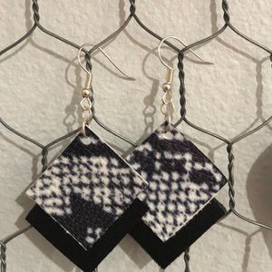 Leather earrings